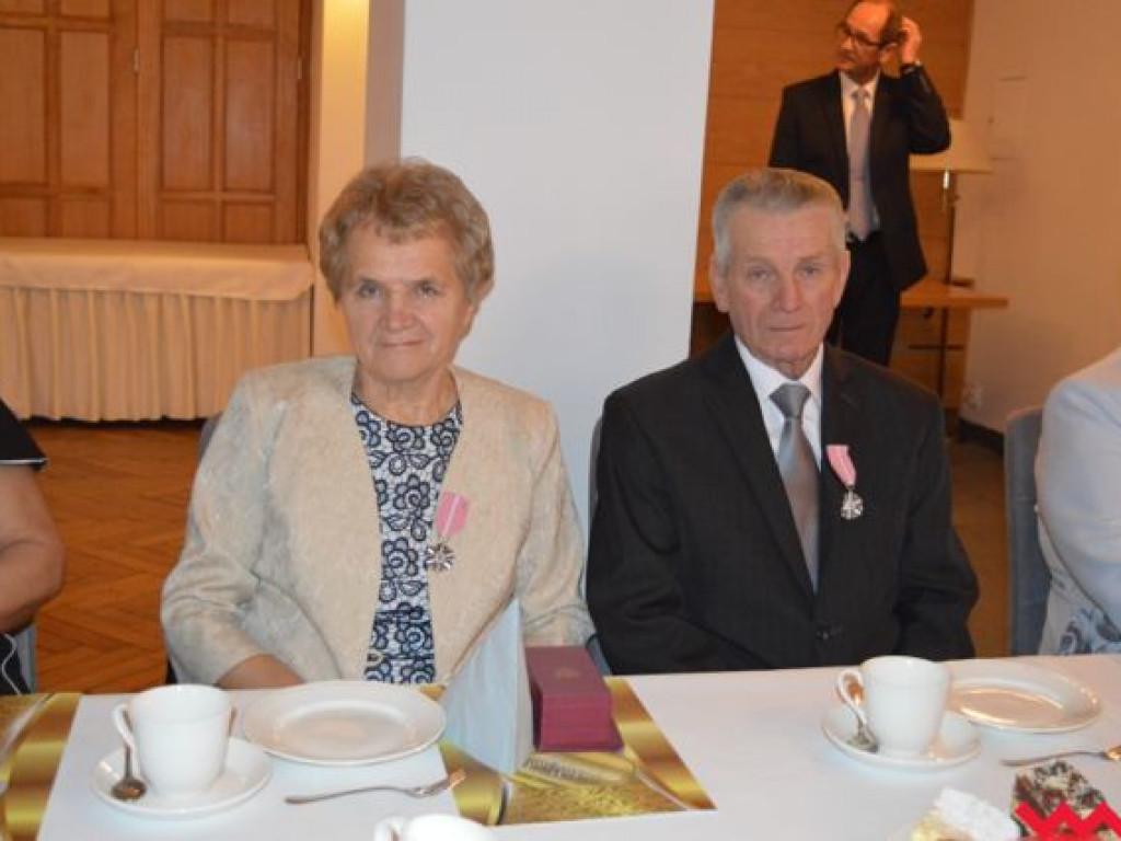 50 lat małżeństwa za nimi! Wśród odznaczonych były dyrektor wrzesińskiego ogólniaka