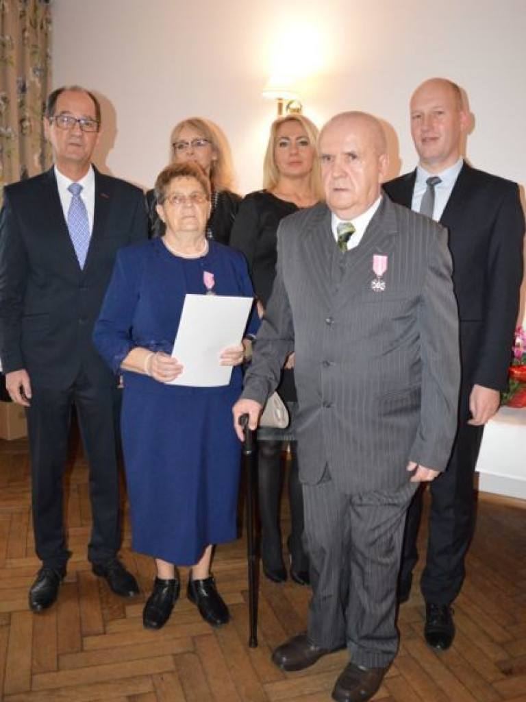 50 lat małżeństwa za nimi! Wśród odznaczonych były dyrektor wrzesińskiego ogólniaka