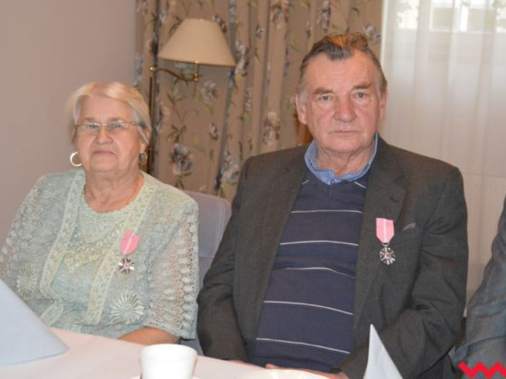 50 lat małżeństwa za nimi! Wśród odznaczonych były dyrektor wrzesińskiego ogólniaka