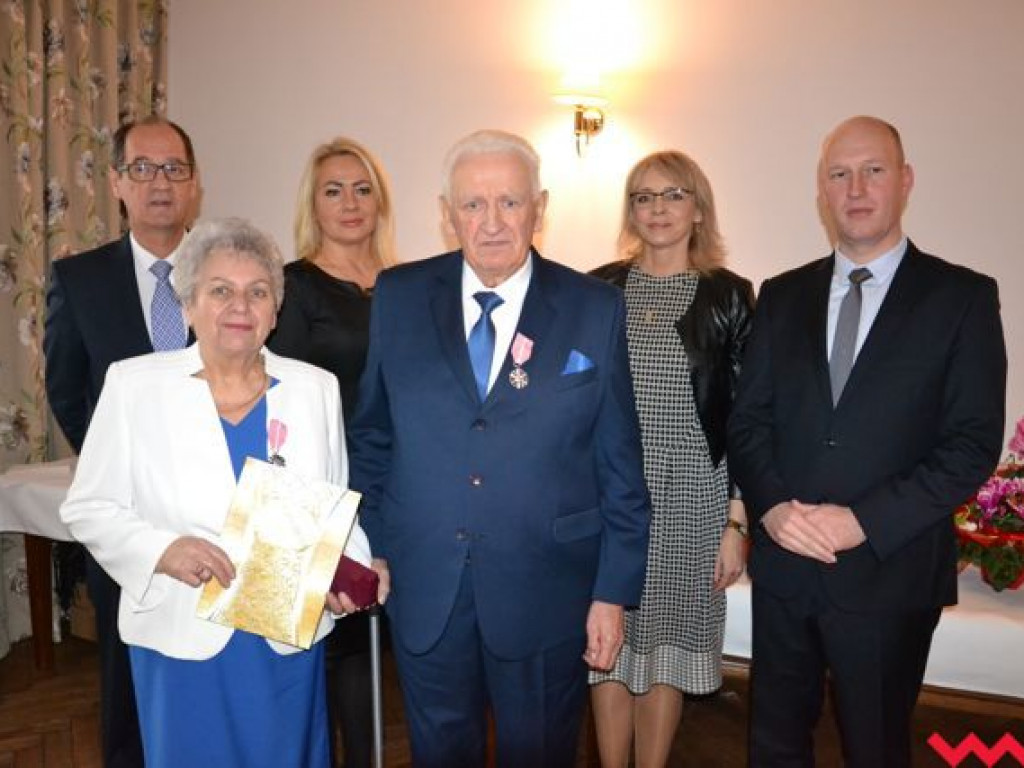 50 lat małżeństwa za nimi! Wśród odznaczonych były dyrektor wrzesińskiego ogólniaka