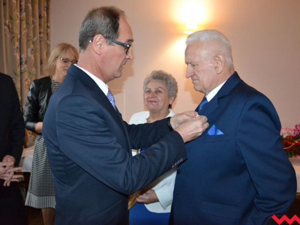 50 lat małżeństwa za nimi! Wśród odznaczonych były dyrektor wrzesińskiego ogólniaka