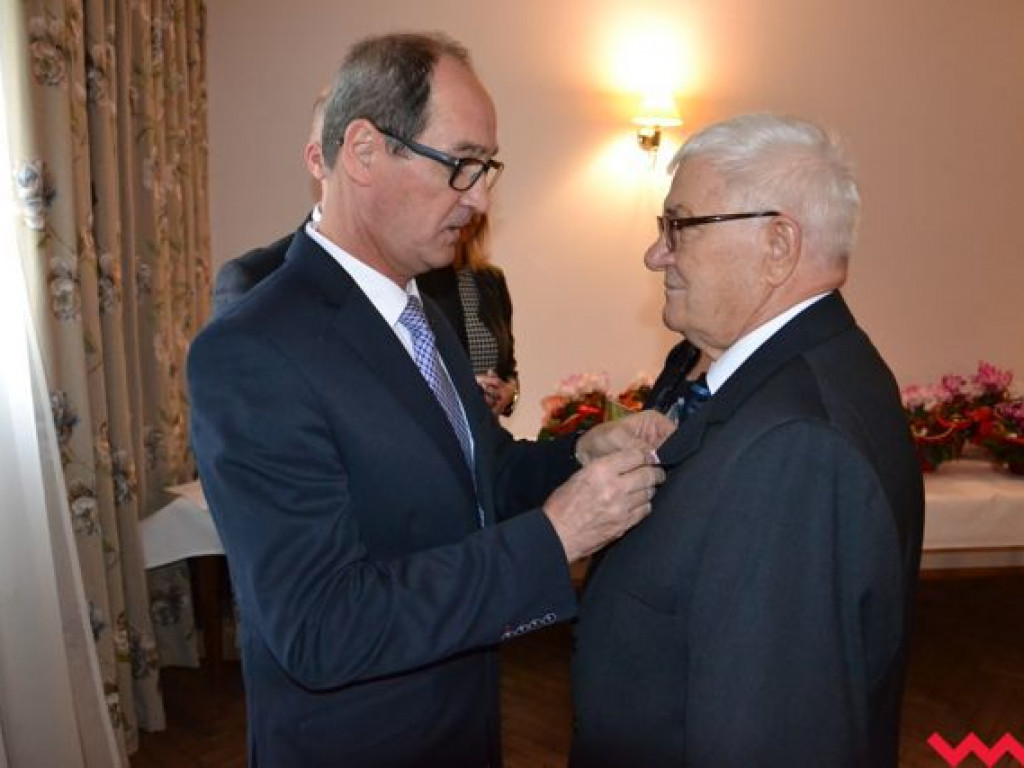 50 lat małżeństwa za nimi! Wśród odznaczonych były dyrektor wrzesińskiego ogólniaka