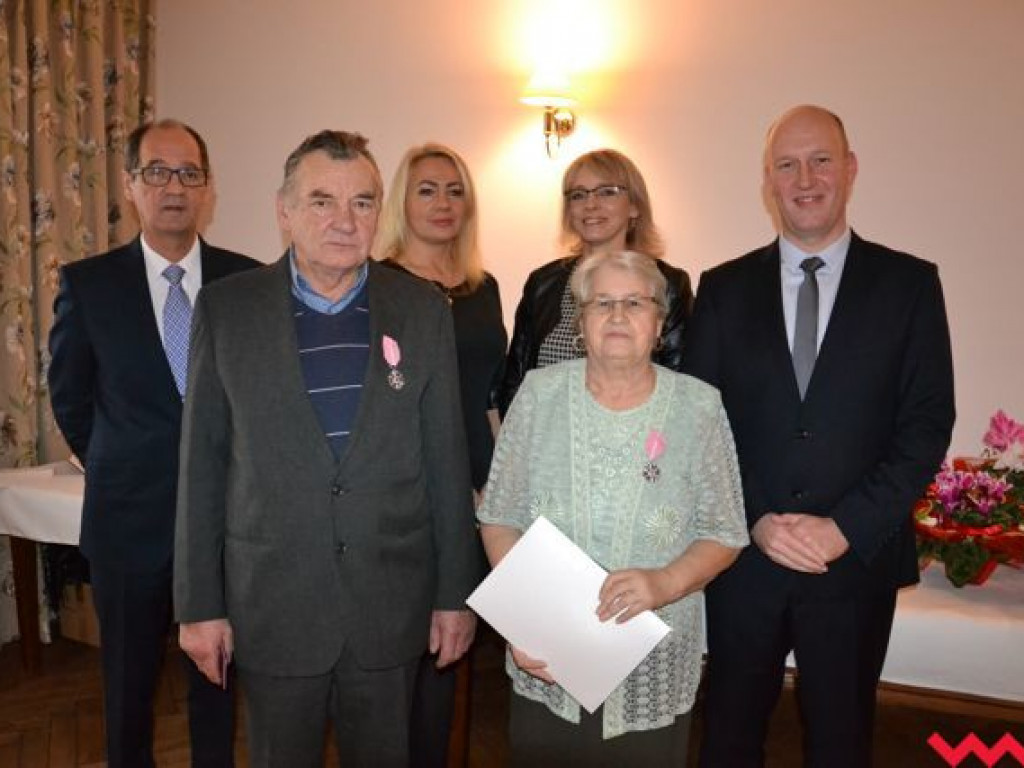 50 lat małżeństwa za nimi! Wśród odznaczonych były dyrektor wrzesińskiego ogólniaka