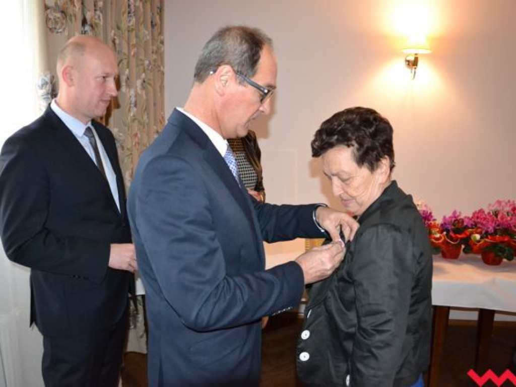 50 lat małżeństwa za nimi! Wśród odznaczonych były dyrektor wrzesińskiego ogólniaka