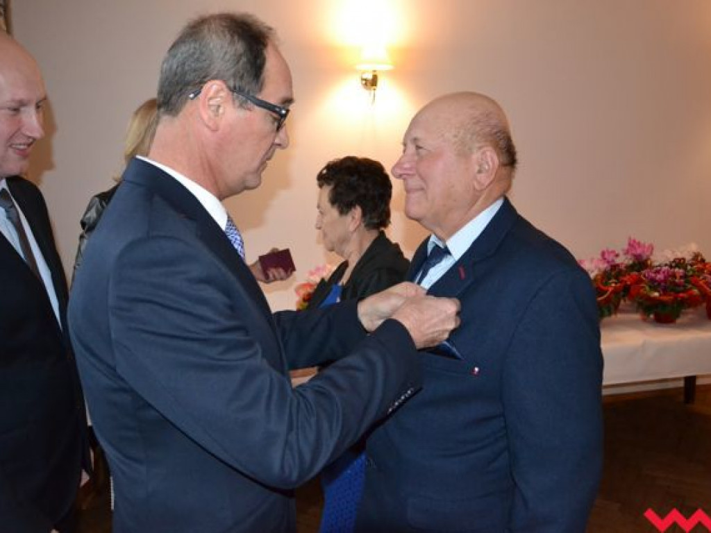 50 lat małżeństwa za nimi! Wśród odznaczonych były dyrektor wrzesińskiego ogólniaka