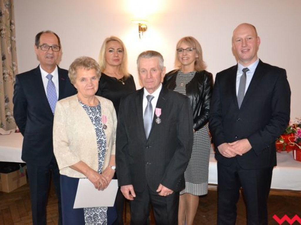 50 lat małżeństwa za nimi! Wśród odznaczonych były dyrektor wrzesińskiego ogólniaka