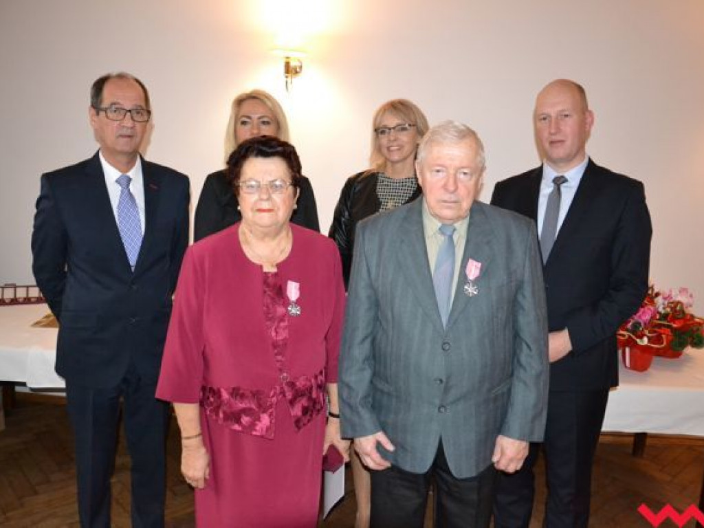 50 lat małżeństwa za nimi! Wśród odznaczonych były dyrektor wrzesińskiego ogólniaka