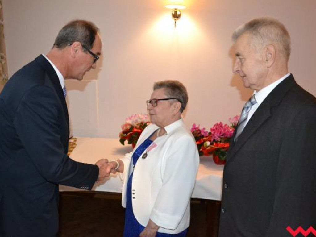 50 lat małżeństwa za nimi! Wśród odznaczonych były dyrektor wrzesińskiego ogólniaka