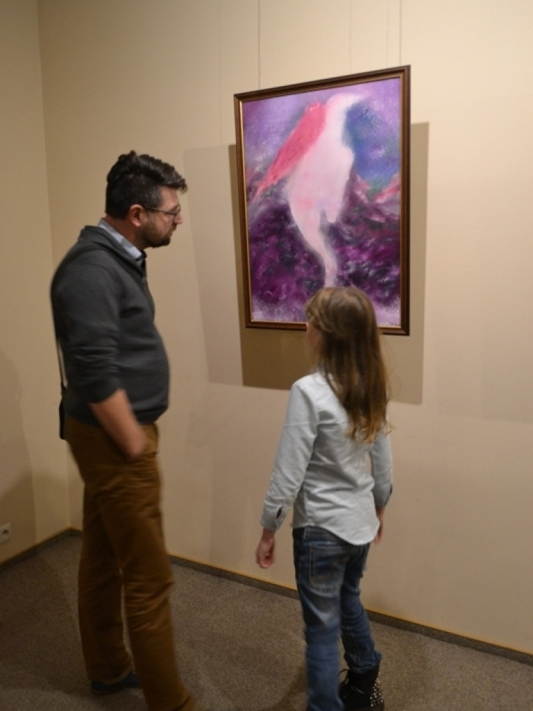 Krzyk emocji w kolorze lawendy. Uzdolniona wrześnianka pokazała swoje prace