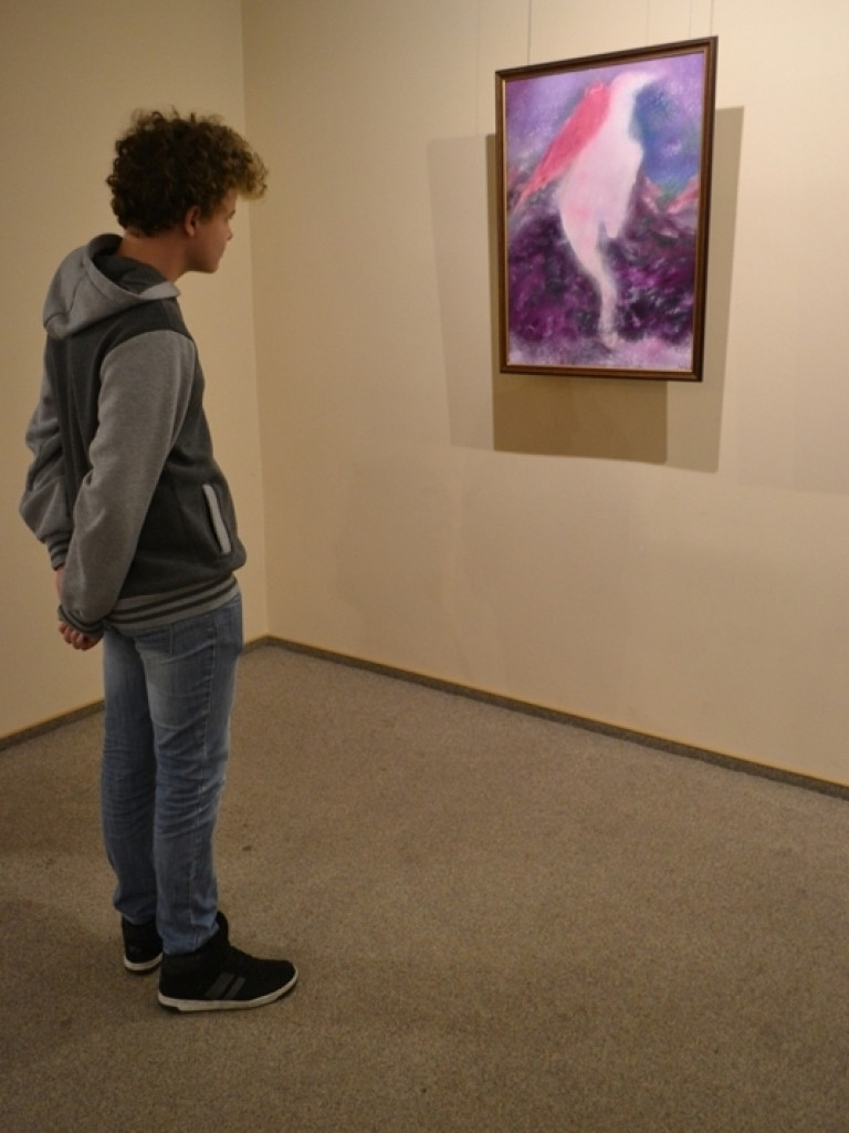 Krzyk emocji w kolorze lawendy. Uzdolniona wrześnianka pokazała swoje prace