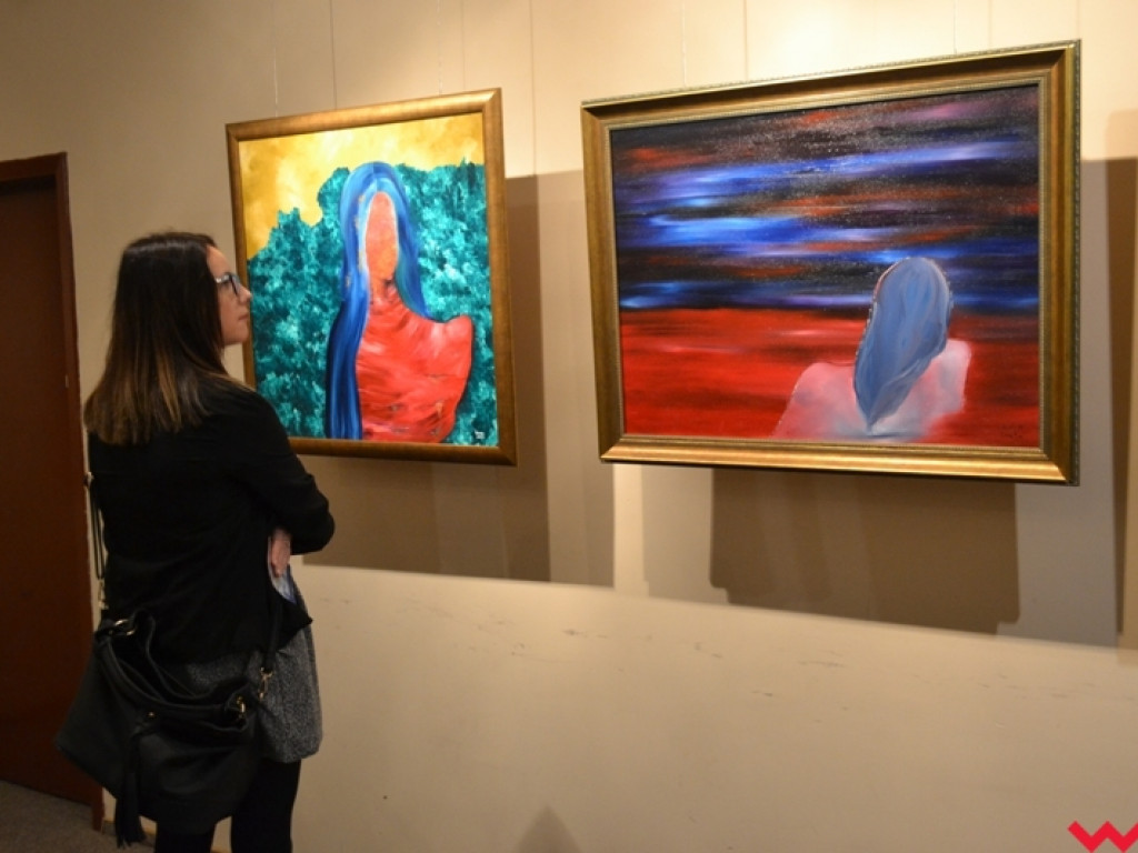 Krzyk emocji w kolorze lawendy. Uzdolniona wrześnianka pokazała swoje prace