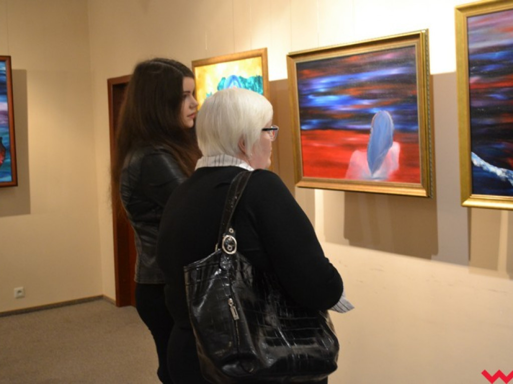 Krzyk emocji w kolorze lawendy. Uzdolniona wrześnianka pokazała swoje prace