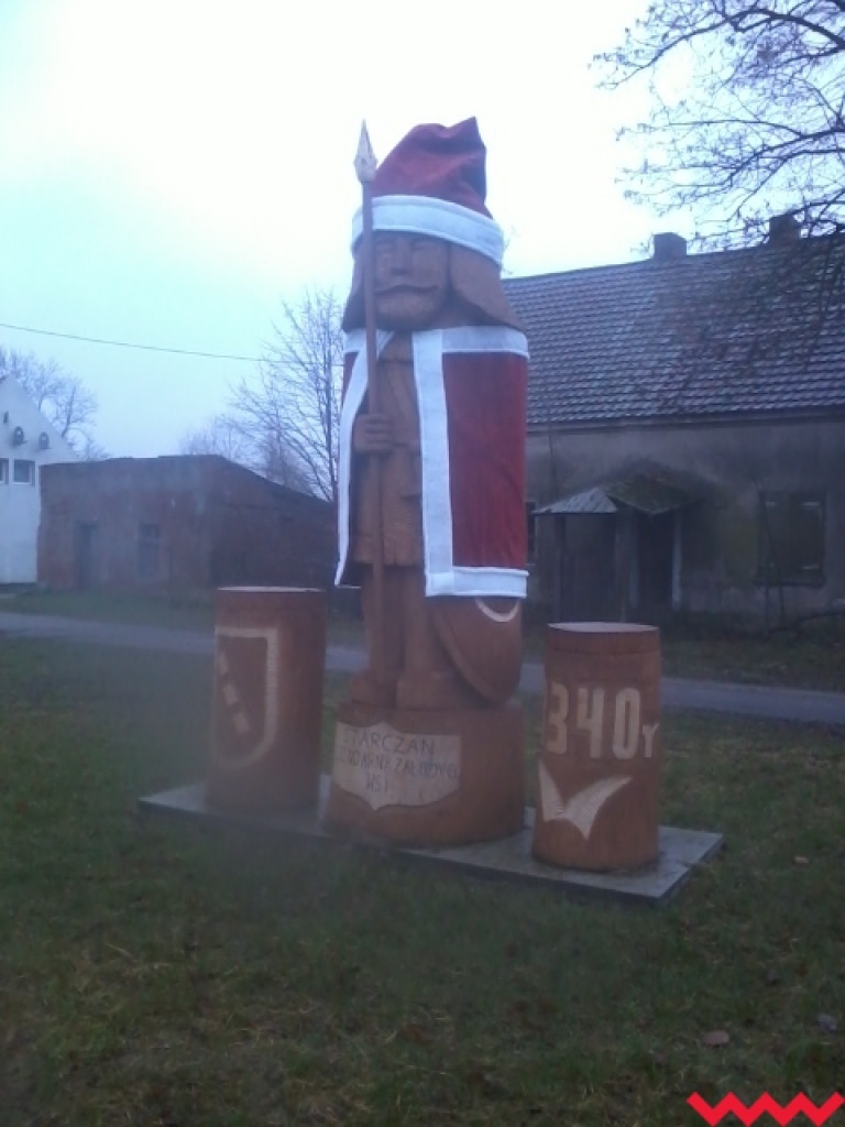 Światełka na choince zapalone. Mieszkańcy Nekli odliczają dni do Bożego Narodzenia
