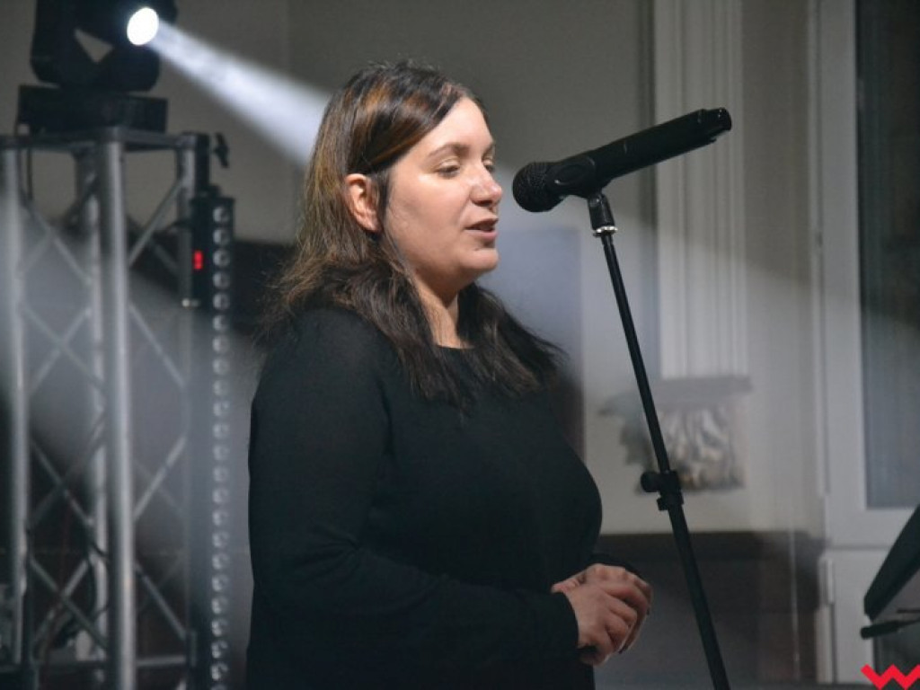 Licealna aula zadrżała w posadach na koncercie Closterkellera