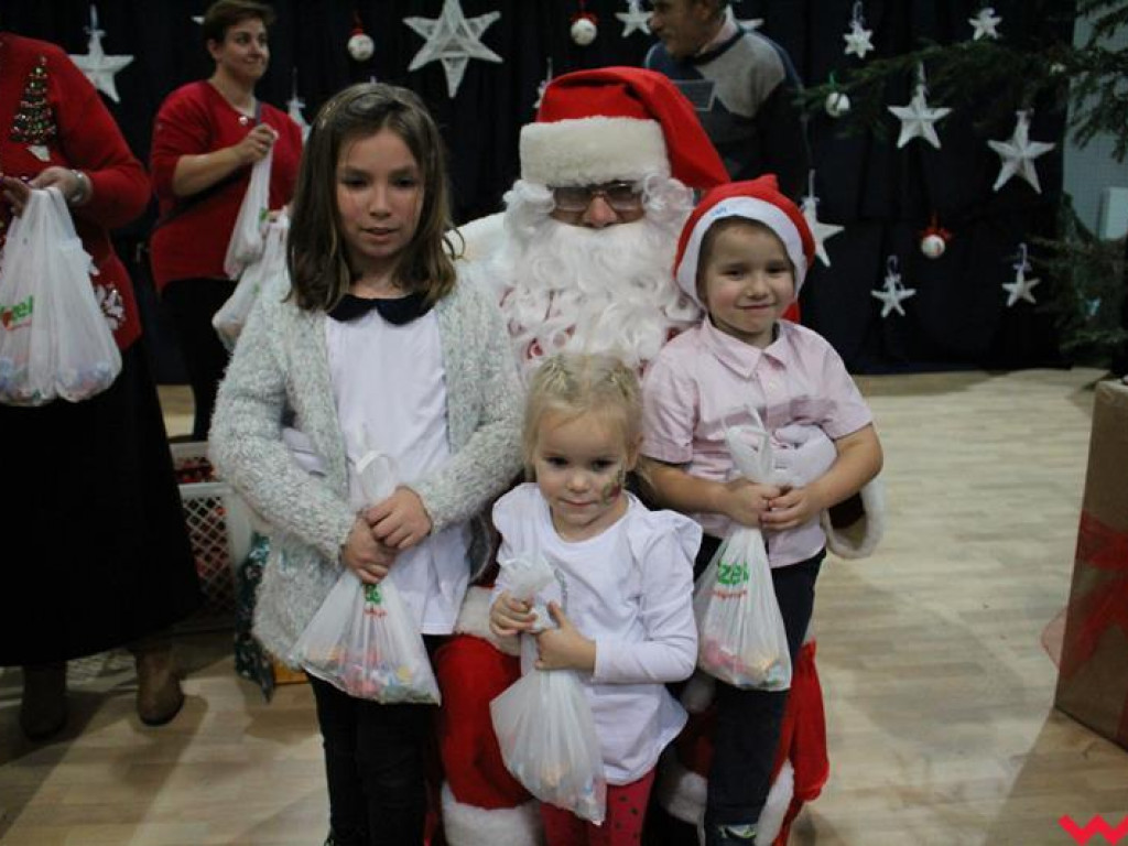 Świąteczny klimat na Jarmarku Bożonarodzeniowym