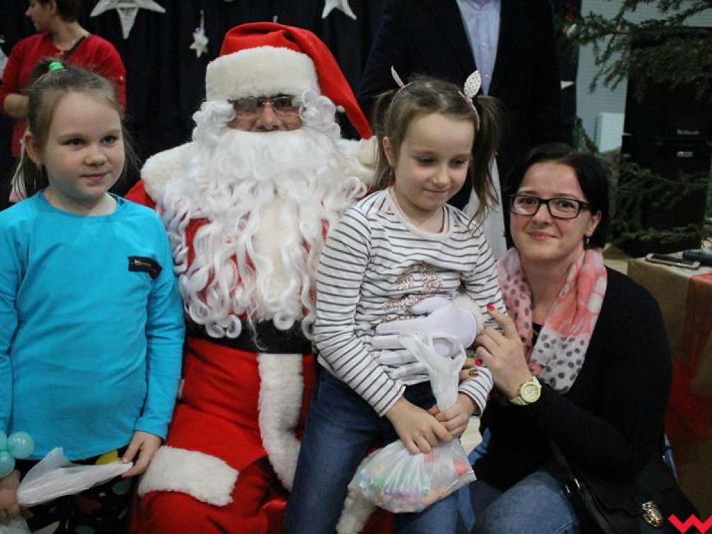 Świąteczny klimat na Jarmarku Bożonarodzeniowym