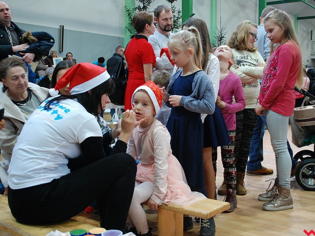 Świąteczny klimat na Jarmarku Bożonarodzeniowym