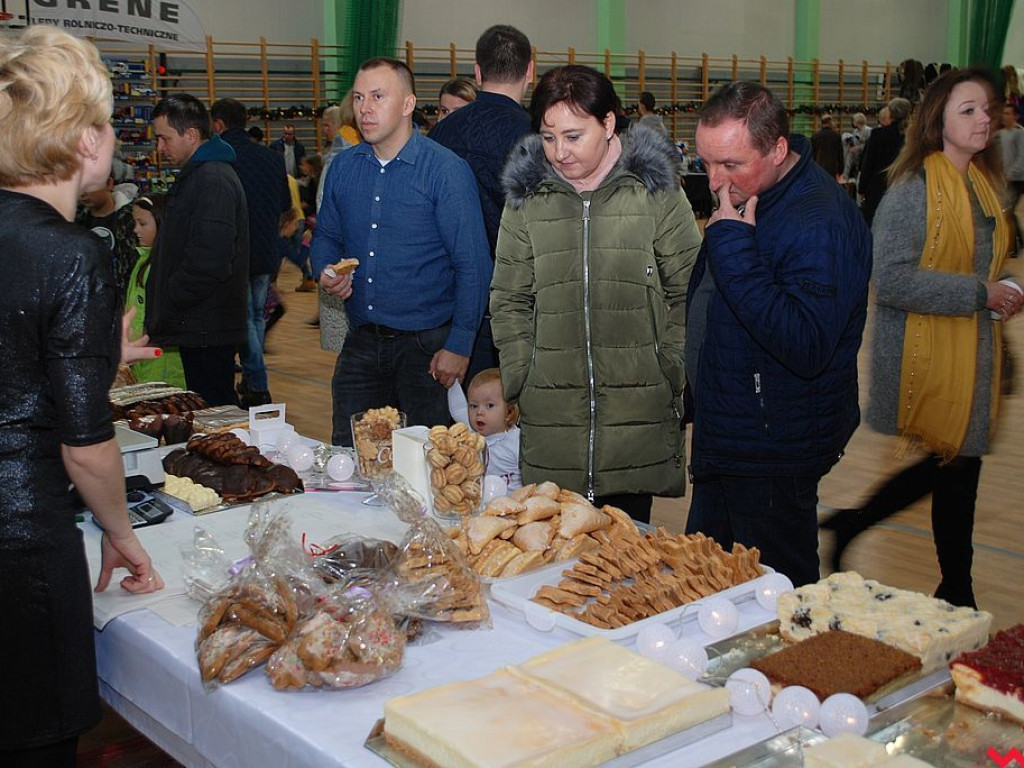 Świąteczny klimat na Jarmarku Bożonarodzeniowym