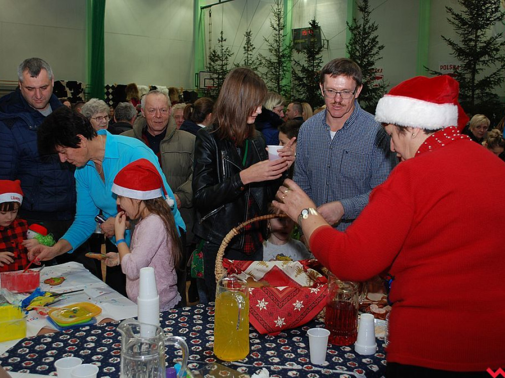 Świąteczny klimat na Jarmarku Bożonarodzeniowym