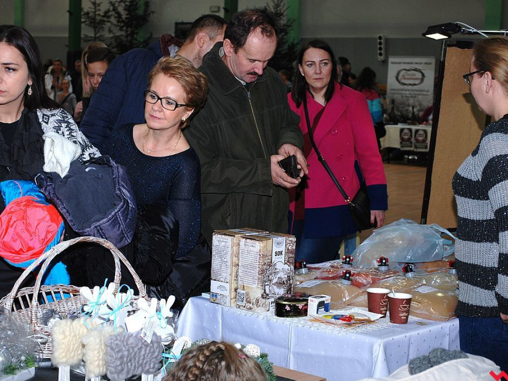 Świąteczny klimat na Jarmarku Bożonarodzeniowym