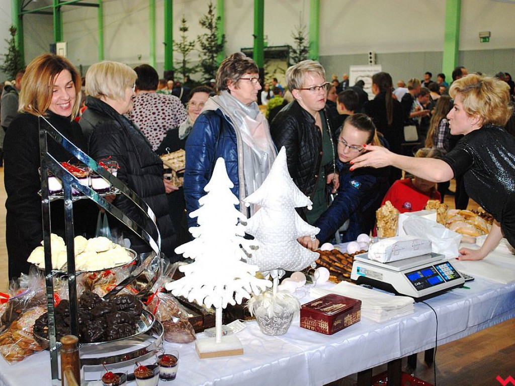 Świąteczny klimat na Jarmarku Bożonarodzeniowym