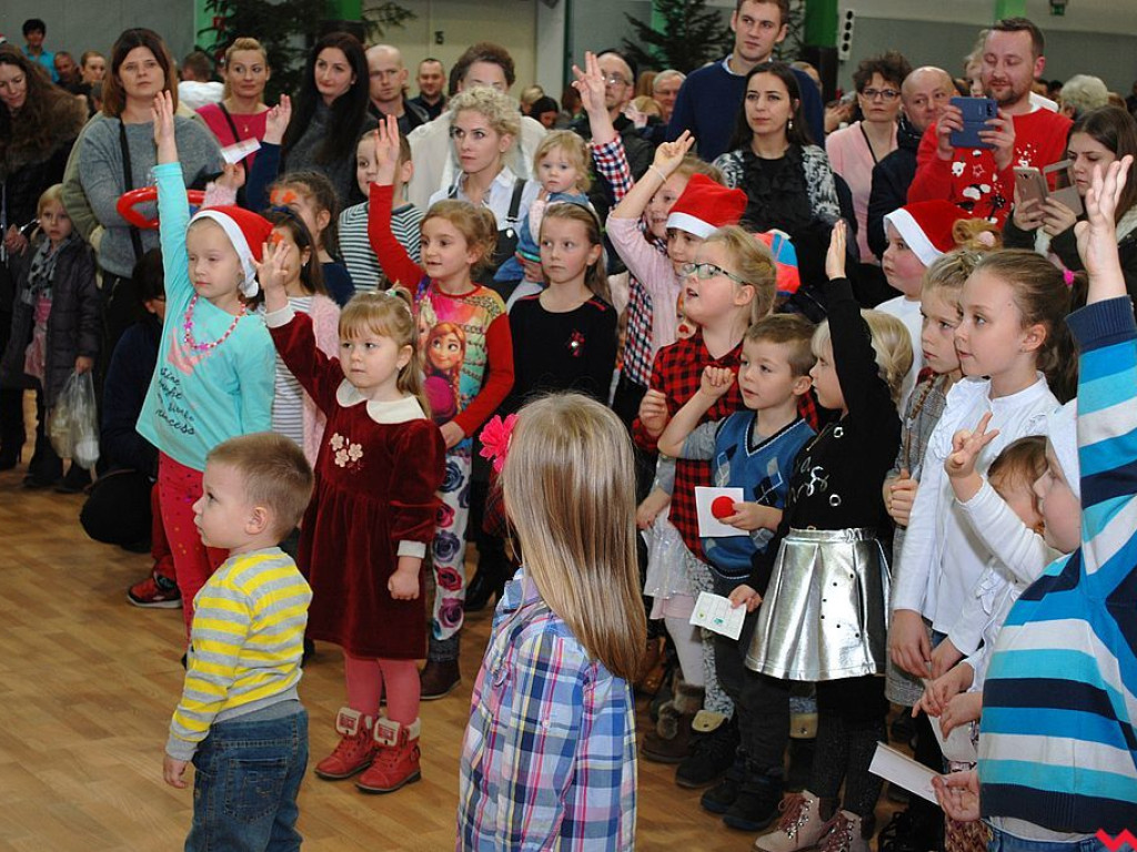 Świąteczny klimat na Jarmarku Bożonarodzeniowym