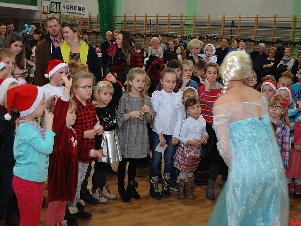 Świąteczny klimat na Jarmarku Bożonarodzeniowym