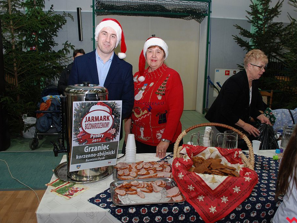 Świąteczny klimat na Jarmarku Bożonarodzeniowym