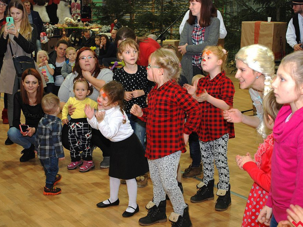 Świąteczny klimat na Jarmarku Bożonarodzeniowym