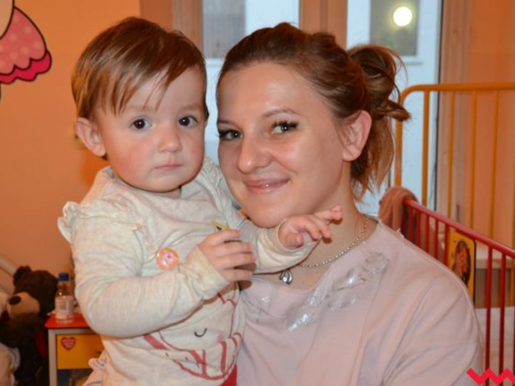 Święty Mikołaj rozdał prezenty na oddziale pediatrycznym wrzesińskiego szpitala