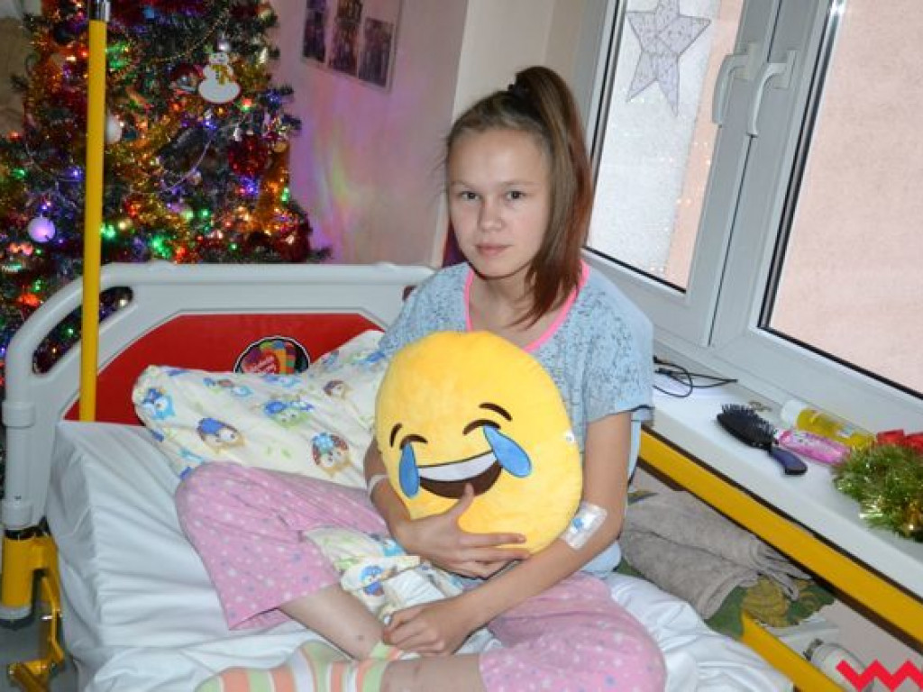 Święty Mikołaj rozdał prezenty na oddziale pediatrycznym wrzesińskiego szpitala