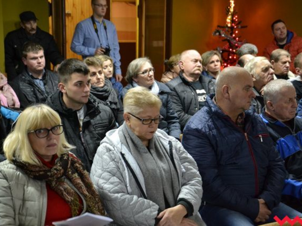 Samorządowcy znowu nie przyszli na kłopotliwe spotkanie. Ludzie są naprawdę wkurzeni!