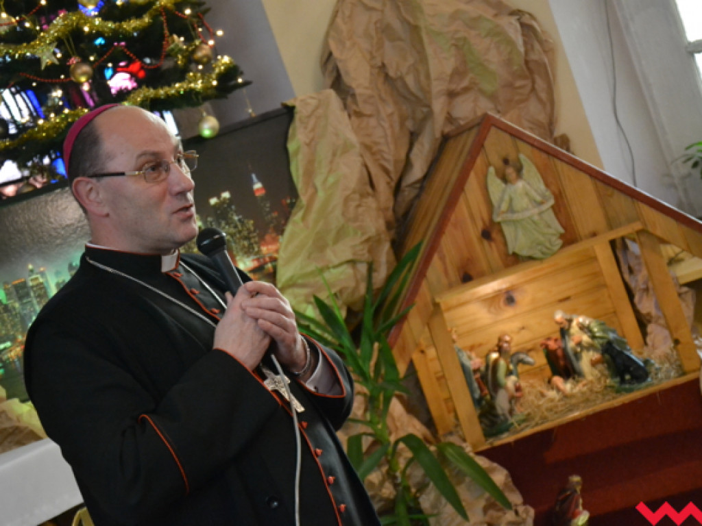 Chorych nawiedzać, strapionych pocieszać. Prymas Polski we wrzesińskim szpitalu