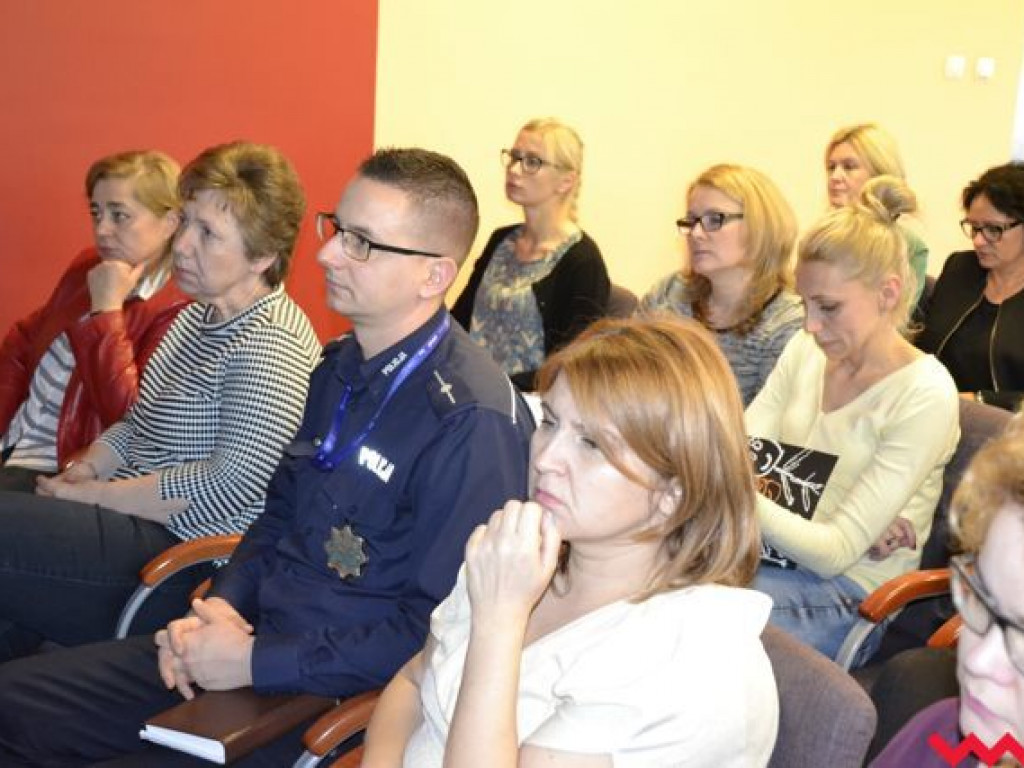 Trzeba mądrym być - bez przemocy żyć. Konferencja o przeciwdziałaniu przemocy