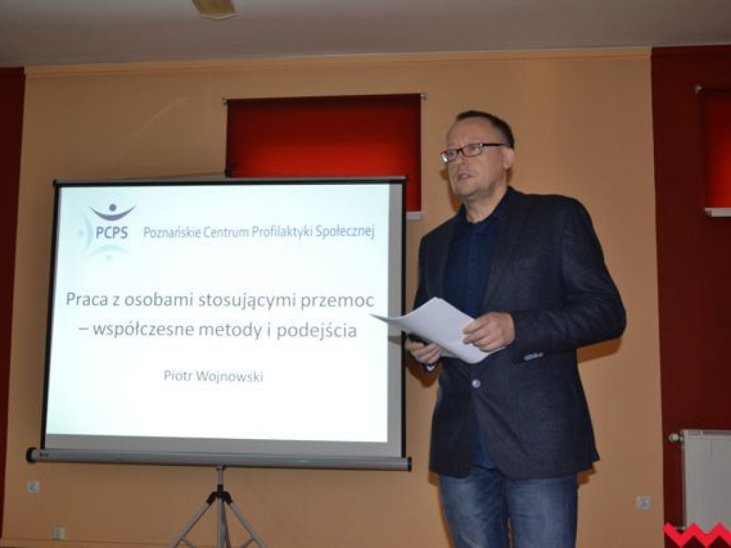 Trzeba mądrym być - bez przemocy żyć. Konferencja o przeciwdziałaniu przemocy