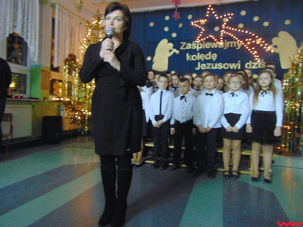 Spotkanie z kolędą w szkole w Górnych Grądach