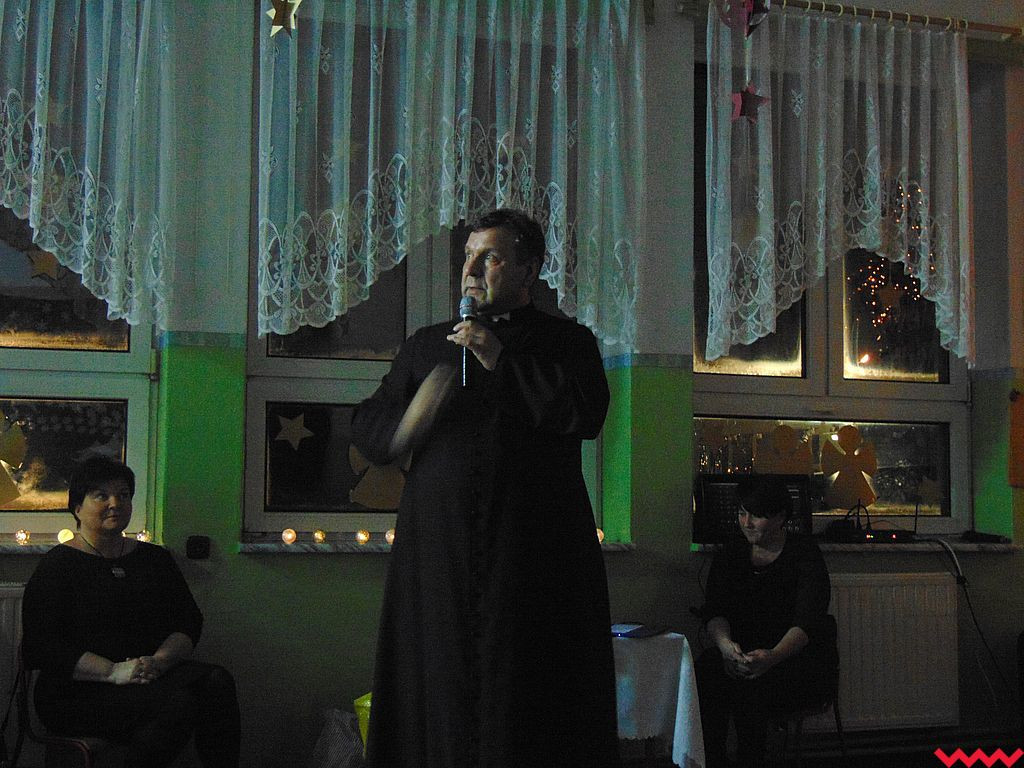 Spotkanie z kolędą w szkole w Górnych Grądach
