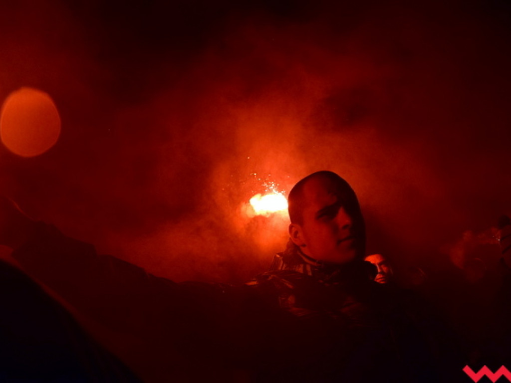 Obchody 99. rocznicy wybuchu powstania wielkopolskiego we Wrześni. Sporo wrześnian mimo padającego deszczu