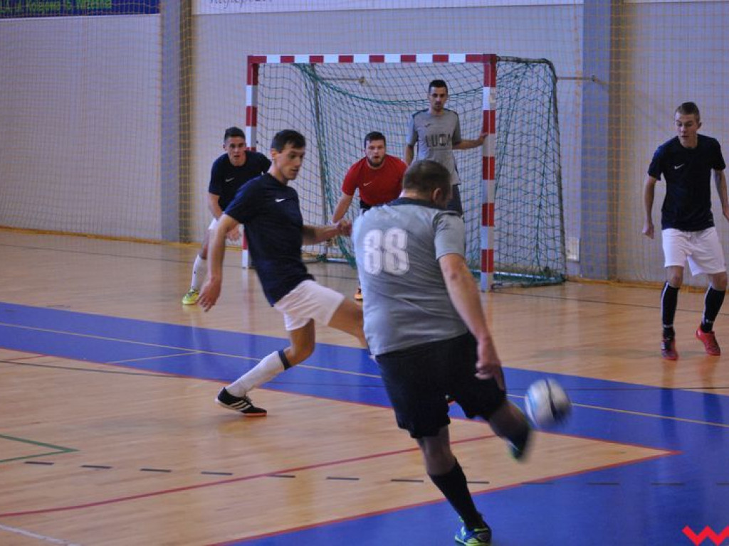 Drużyny spoza Wrześni najlepsze w turnieju futsalu organizowanym przez WTPN (galeria)