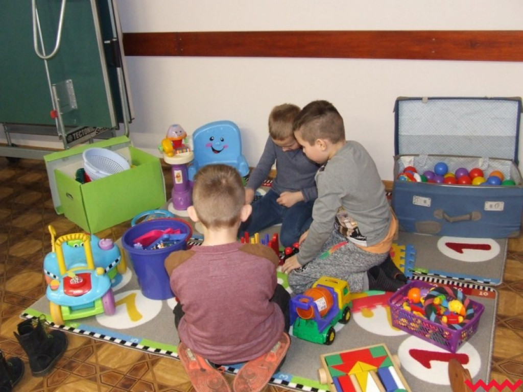 W Orzechowie otwarta została biblioteka i świetlica