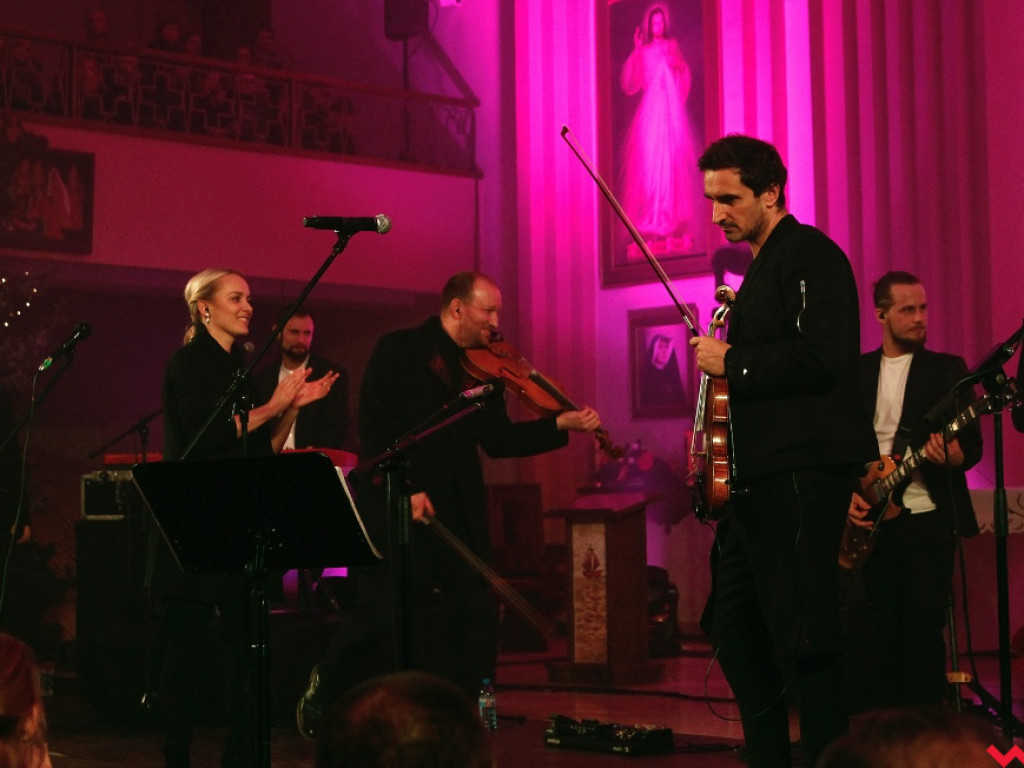Zakopower dał świetny koncert w kościele pw. Bł. Jadwigi Królowej Polski we Wrześni
