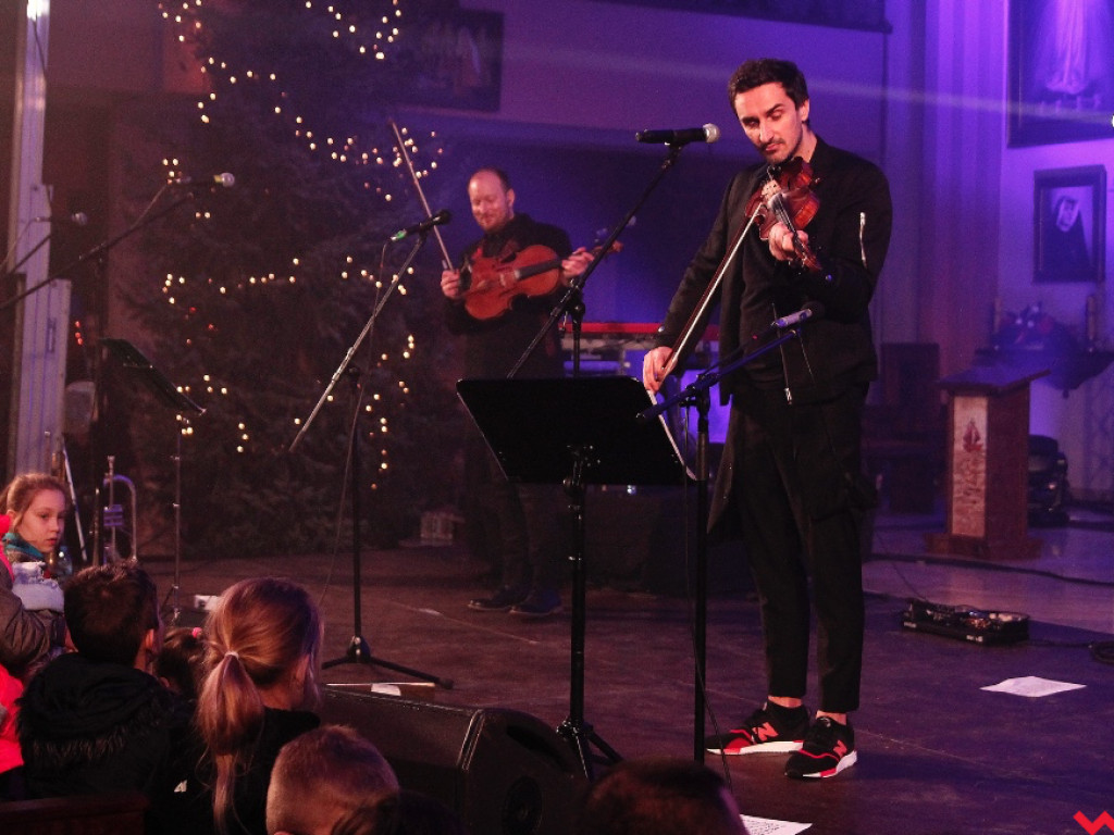 Zakopower dał świetny koncert w kościele pw. Bł. Jadwigi Królowej Polski we Wrześni