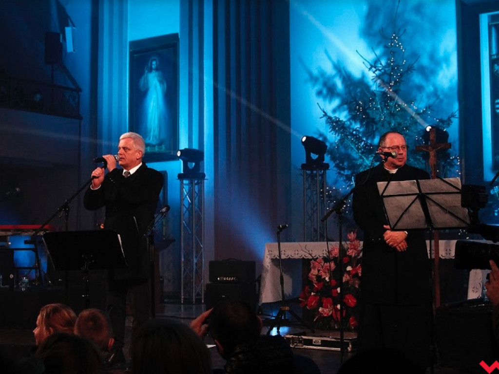 Zakopower dał świetny koncert w kościele pw. Bł. Jadwigi Królowej Polski we Wrześni