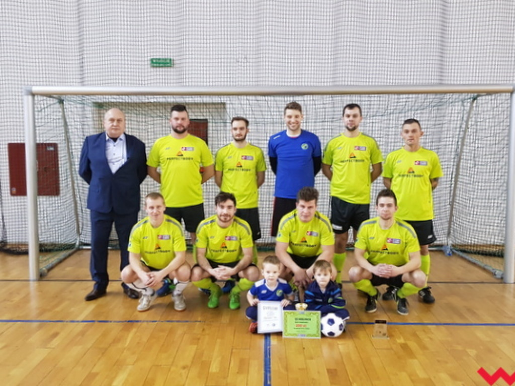 Victoria Września wygrała Turniej Fox Cup i zdobyła puchar dyrektora WOSR