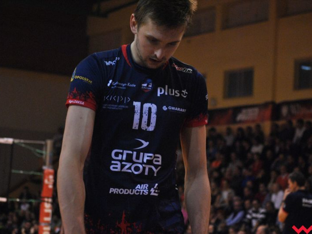 Marketingowe zwycięstwo i sportowa porażka. Pomarańczowi nie zawiedli swoich kibiców (galeria)