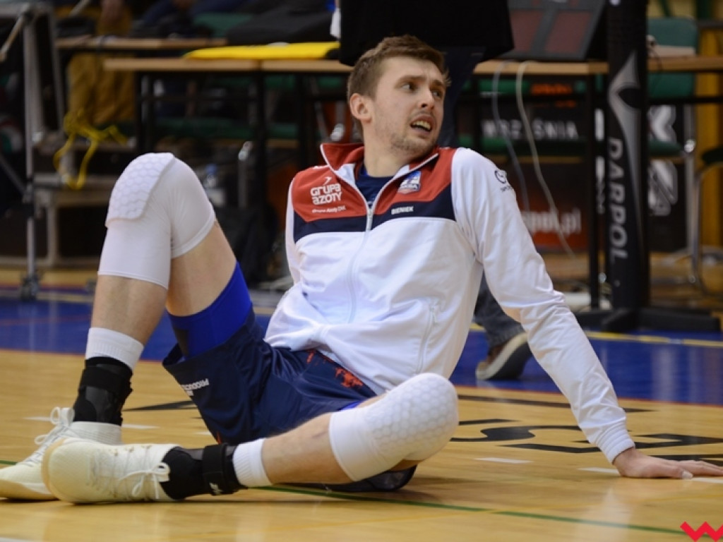 Marketingowe zwycięstwo i sportowa porażka. Pomarańczowi nie zawiedli swoich kibiców (galeria)