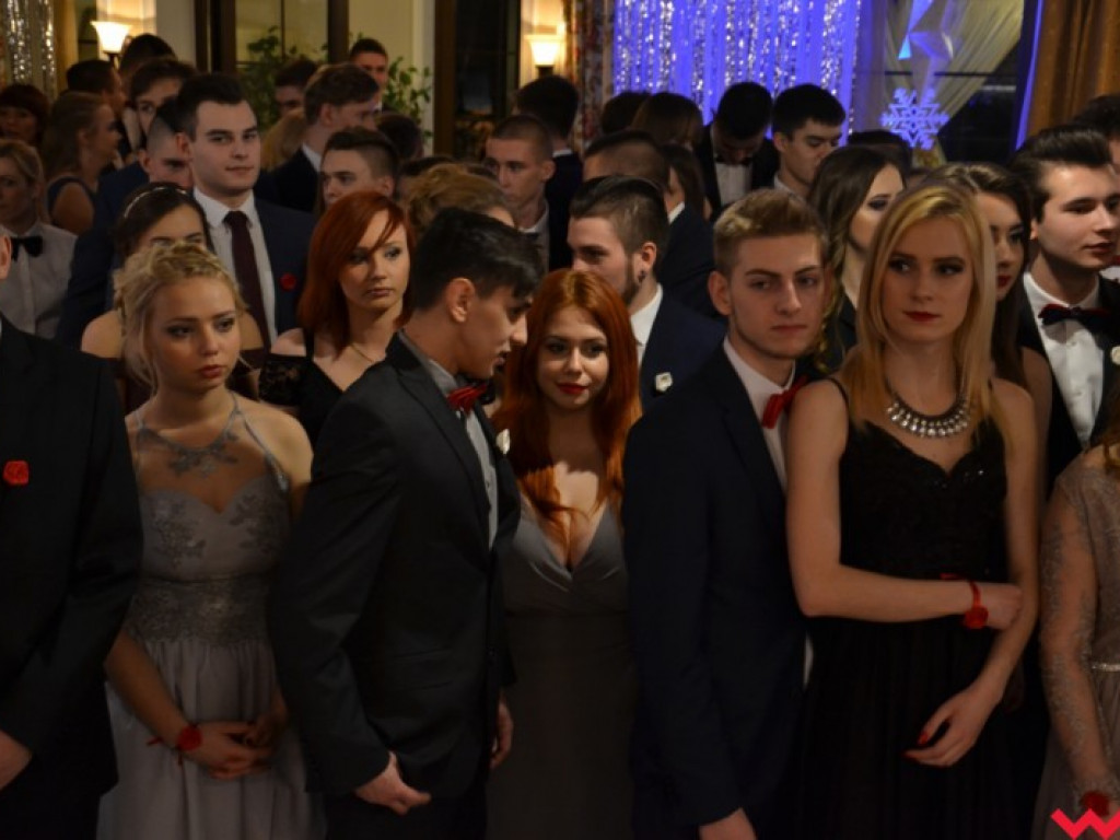  Sezon na studniówki we Wrześni rozpoczęty. Politechnicy już po polonezie