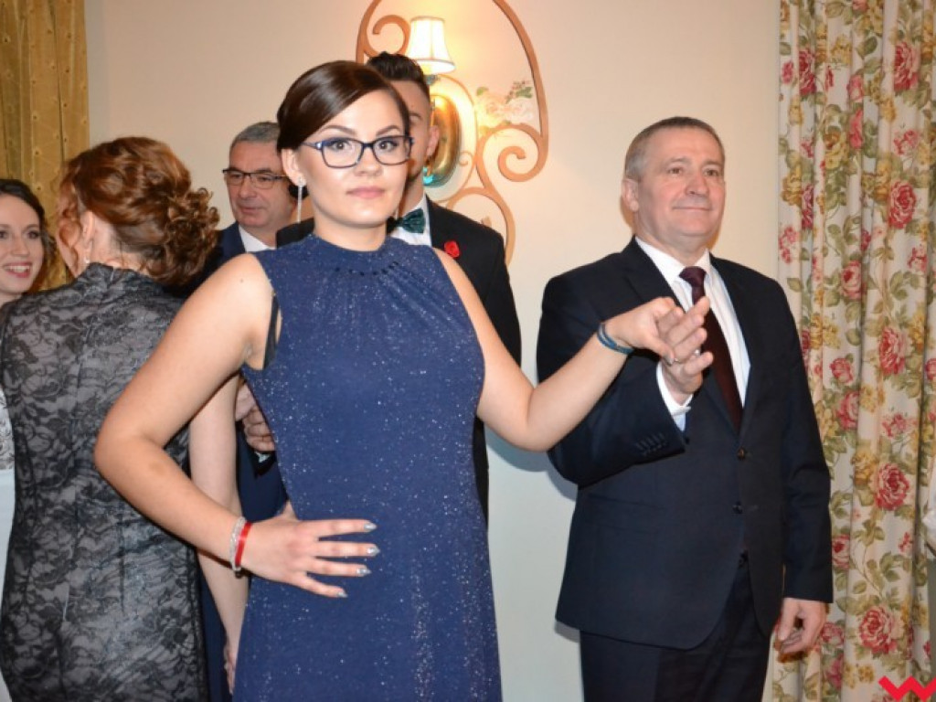  Sezon na studniówki we Wrześni rozpoczęty. Politechnicy już po polonezie