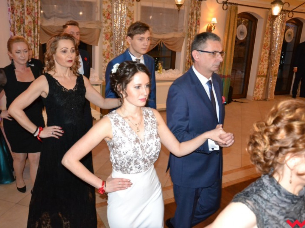  Sezon na studniówki we Wrześni rozpoczęty. Politechnicy już po polonezie