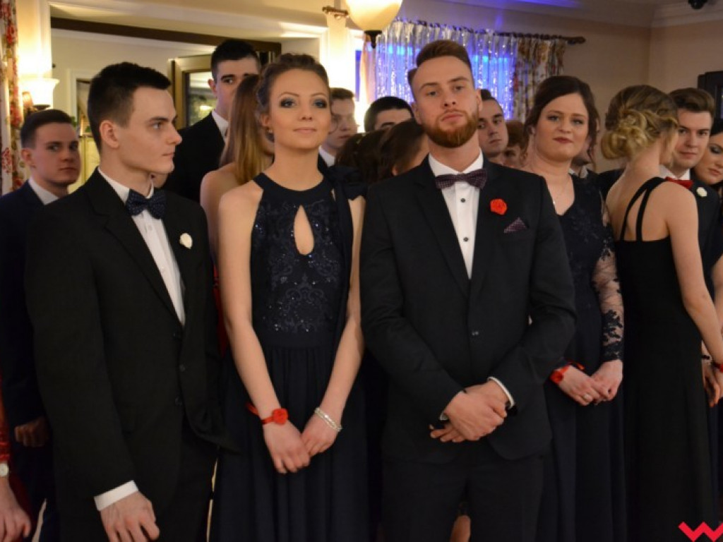  Sezon na studniówki we Wrześni rozpoczęty. Politechnicy już po polonezie